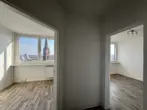 Detailansicht - 3‑Zimmer-Wohnung im Zentrum mit Aussicht und EBK