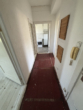 Flur - 2‑Zimmer-Wohnung mit Balkon und Renovie­rungs­bonus