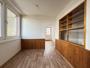 2 Zimmer im Stadtzentrum mit Renovierungsbonus, 15230 Frankfurt (Oder), Wohnung