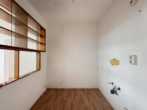 Detailansicht - 2 Zimmer mit Blick über die Stadt + Renovierungsbonus!
