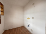 Detailansicht - 2 Zimmer mit Blick über die Stadt + Renovierungsbonus!