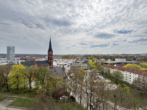 Detailansicht - 2 Zimmer mit Blick über die Stadt + Renovierungsbonus!