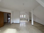 Detailansicht - 2‑Zimmer-Dachge­schoss-Wohnung in Bahnhofsnähe