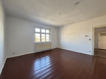 2 Zimmer im Altbau mit Renovierungsbonus, 15234 Frankfurt (Oder), Wohnung